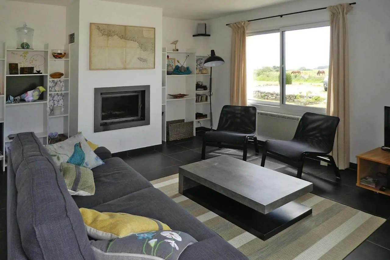 Sea-View Holiday Home With Terrace, プルガヌー